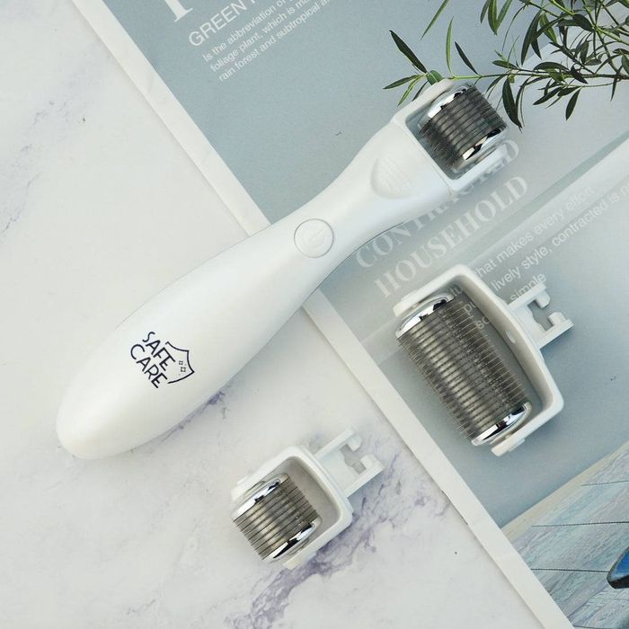 Kit Dermaroller Lifting Facial 3-in-1 si aparat de masaj