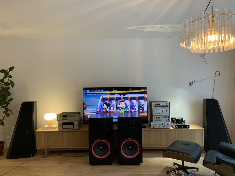 Тонколони Vega ..