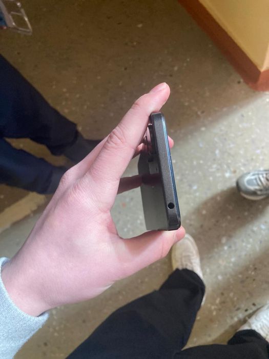 продам или обменяю редми 13с