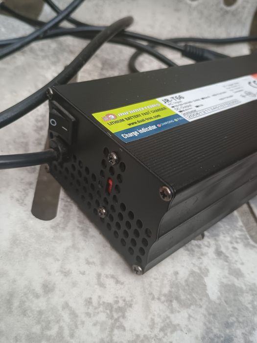 Оригинално зарядно Minimotors JR-T66 (Fast Charger) – 66.4V / 6.5A