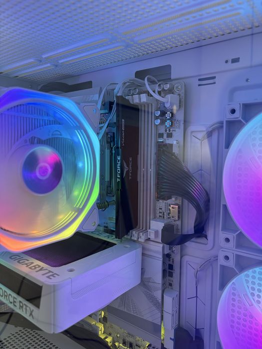 Memorie ram DDR5 16GB 6000Mhz CL38 TeamGroup