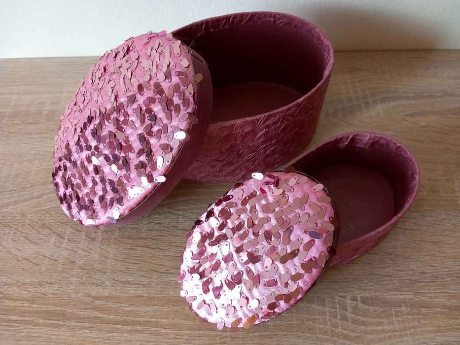 Комплект кутии за бижута