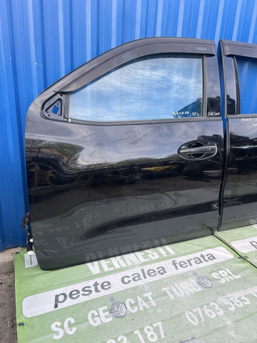 Ușă stânga față Nissan Navara D23 2017