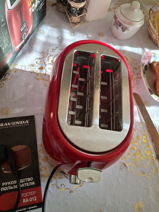 Продам тостер отличный