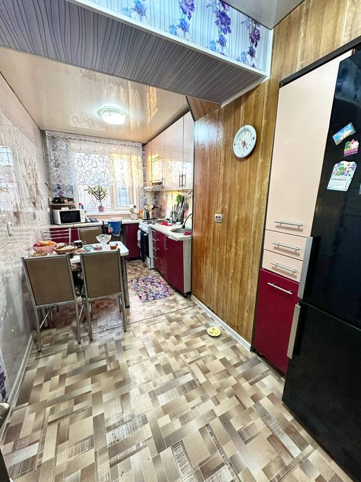 Продам 4х комнатный дом в центре