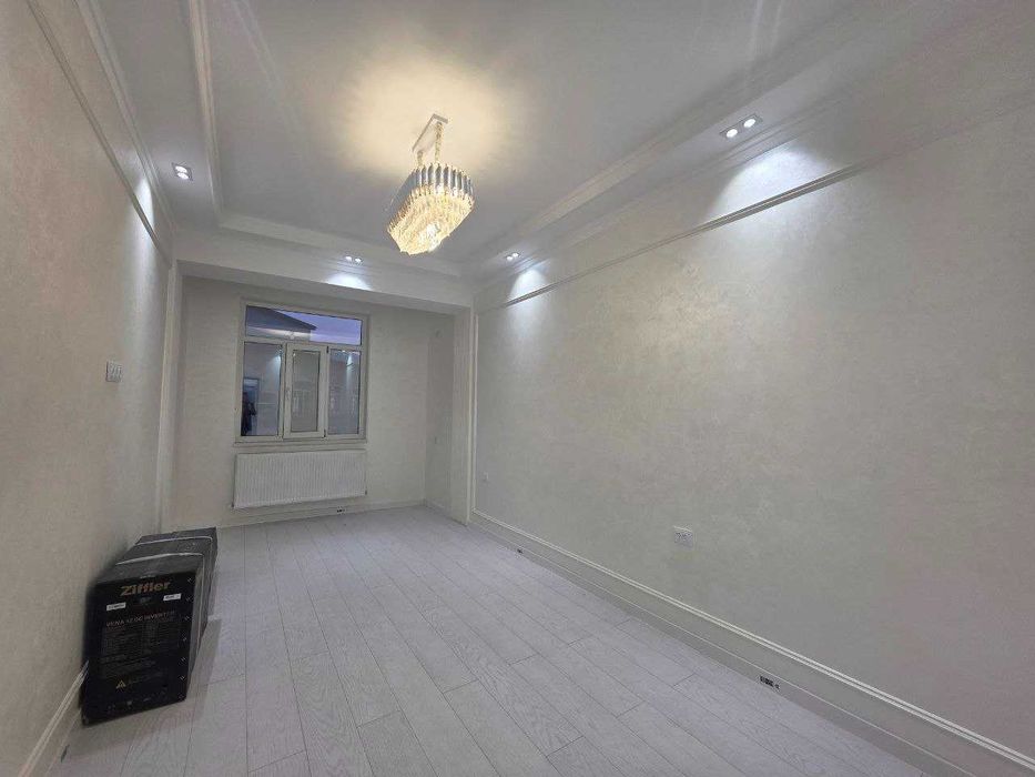 Продаётся 3х комн квартира на 2 этаже Ор-р Азимед