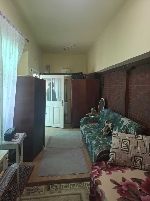 Garsoniera Centru Stradal Toate Utilitatile Bucatarie Separata Pivnita