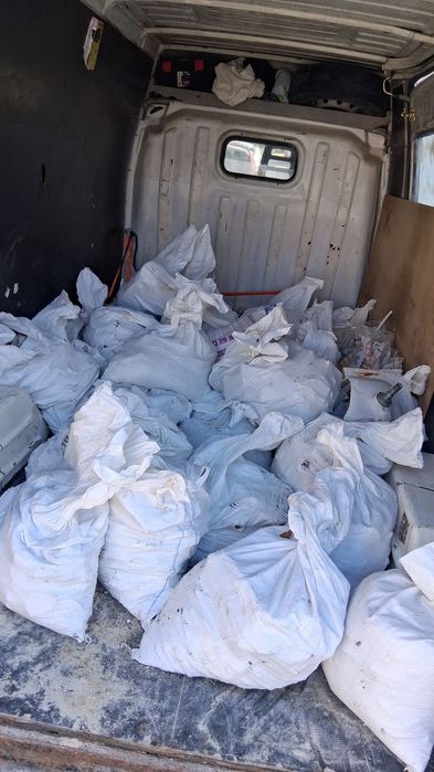 Хамали Транспорт   Хамалски услуги Преместване Пренасяня Разчистване И