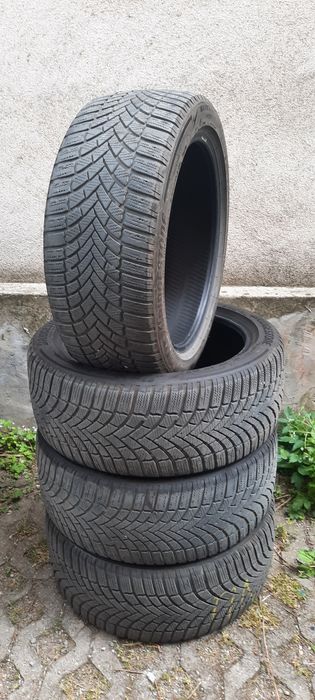 4 броя зимни гуми 235 45 18 Bridgestone  8mm