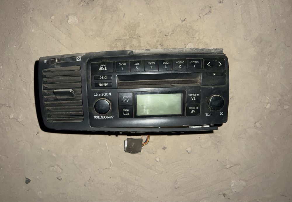 Продам магнитола от Toyota Corolla