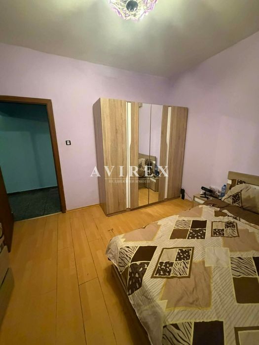 Продава се Двустаен апартамент в Пловдив, Изгрев - 62 кв.м за 572 €/кв.м - Снимка #2