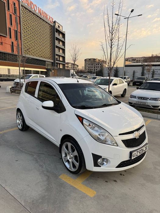 Spark bir qol moshina