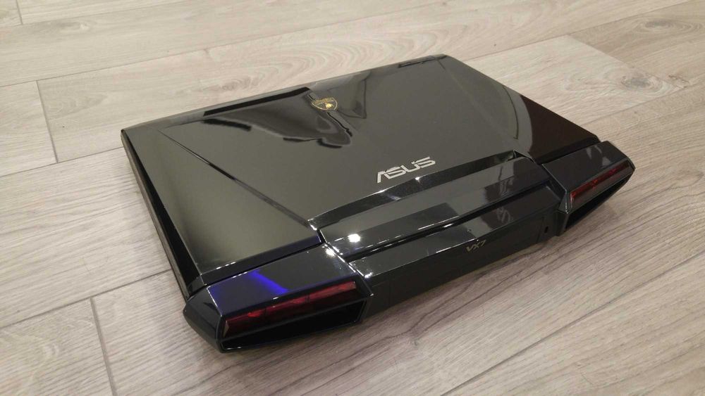 Laptop gaming de colectie Asus Lamborghini, intel core i7