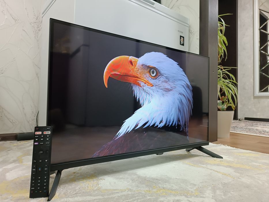 Телевизор FOX Смарт + Коробка. WiFi.