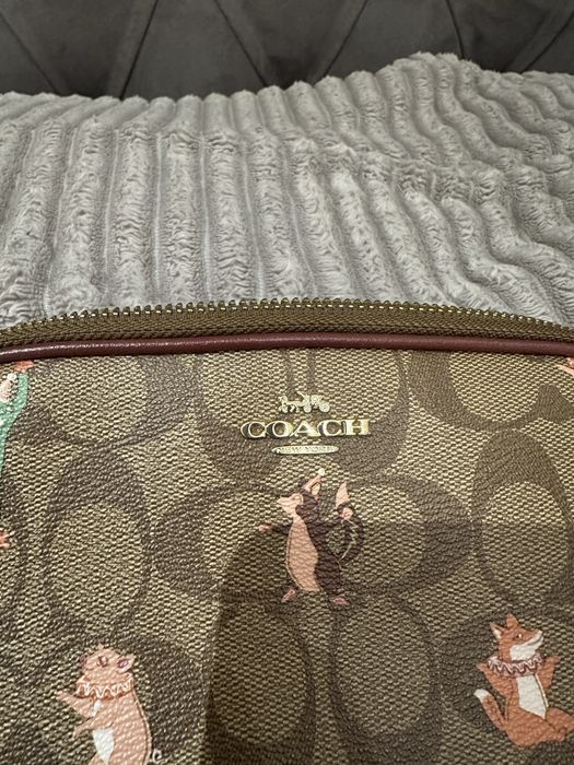 Сумка Disney × Coach с оригинальным принтом
