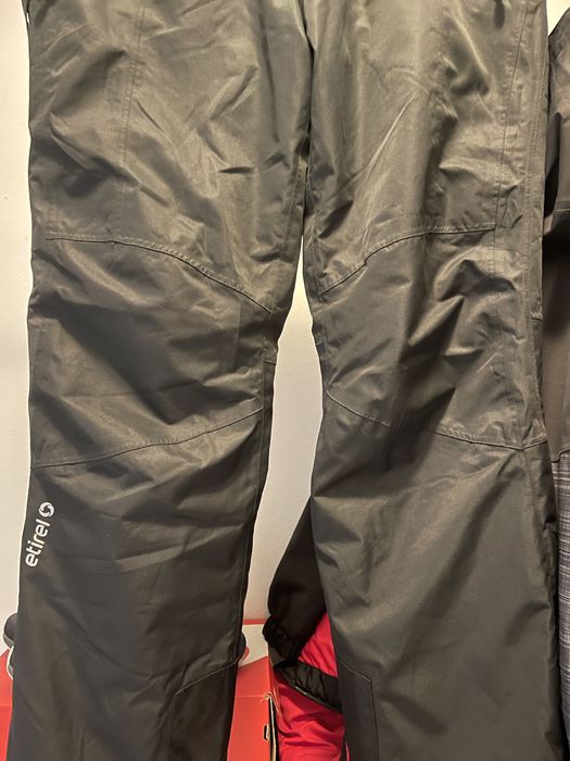 Vand pantaloni ski sau snowboard etirel