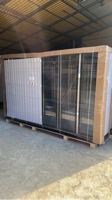 Vitrina frigorifica verticala cu 6 usi pentru bauturi si alimente 3,2m