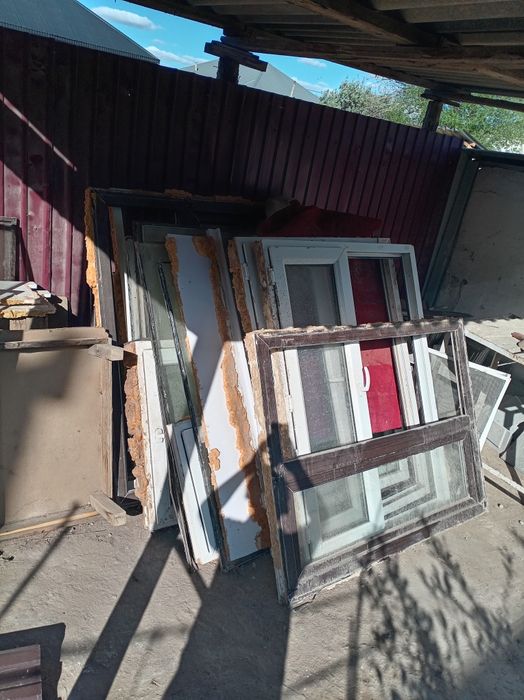 Терезе улкен кішкентай түрлері бар.