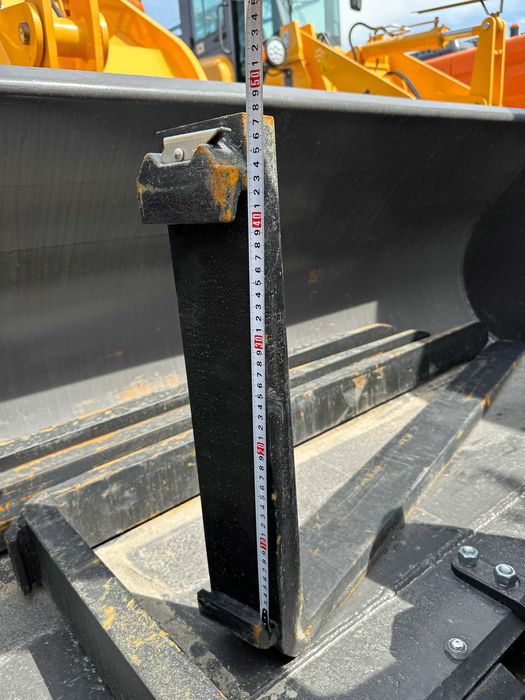 Вилы для фронтального погрузчика 1м3