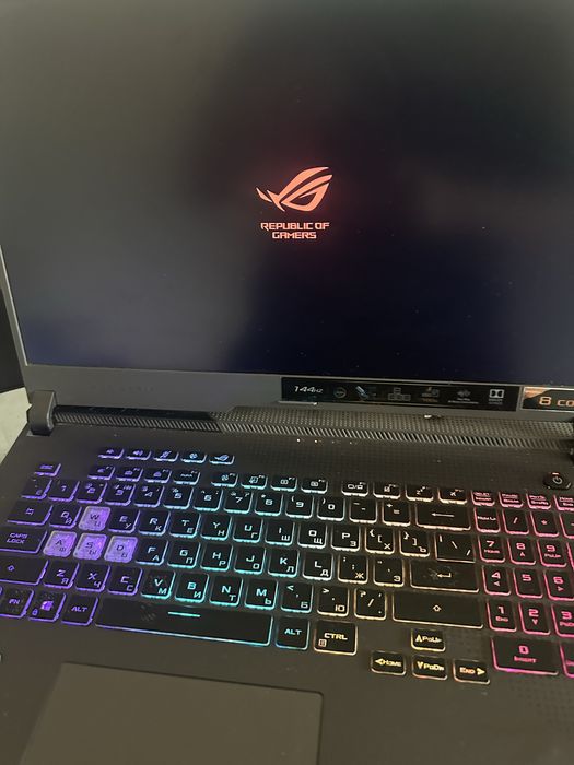 ноутбук asus rog strix 17