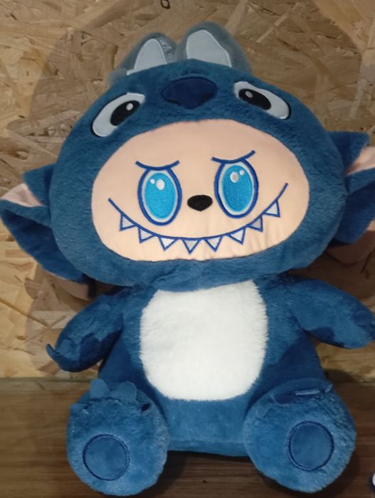 Продам мягки игрушка лабубу , есть одеал