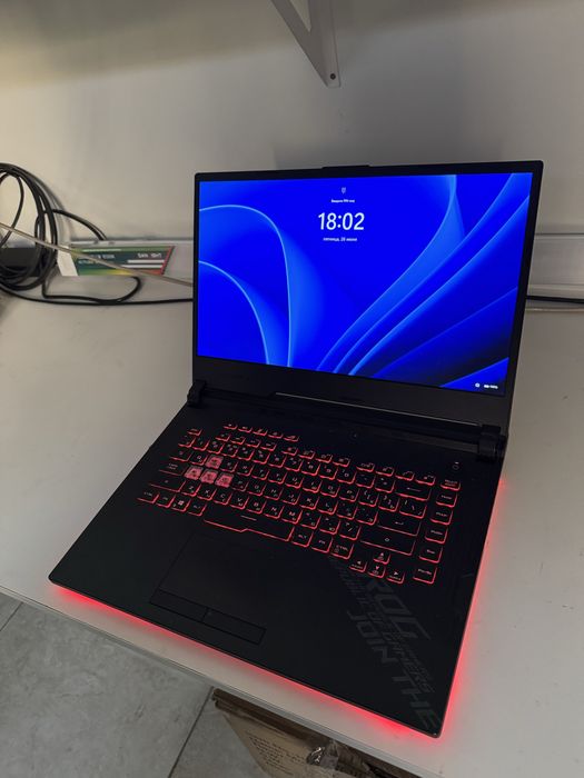 Игровой ноутбук Asus Rog Strix