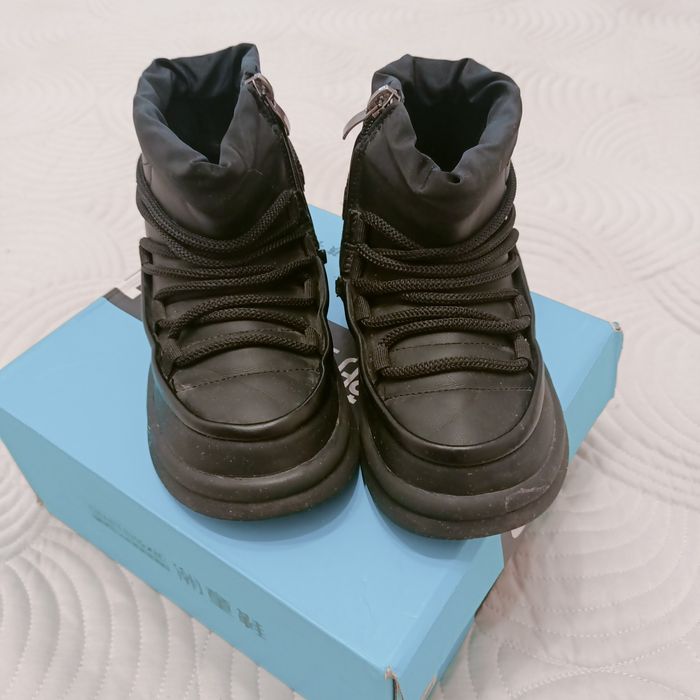 Продаю осенние ботиночки!