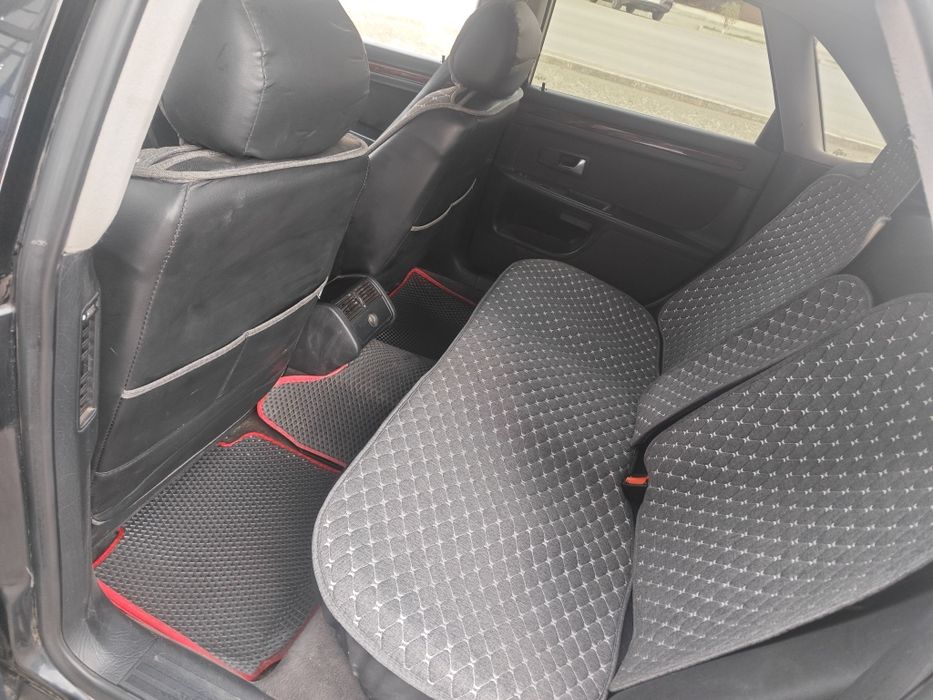 Продам Audi A8 1995г.