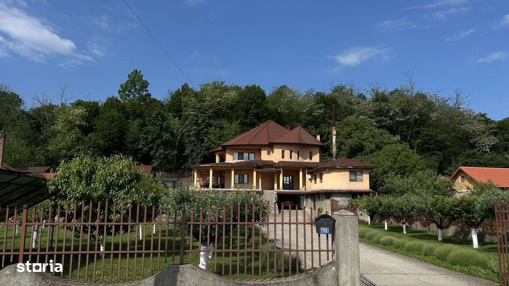 Casă De Vânzare Meriș,Broșteni ,Mehedinți La 3Km De Motru