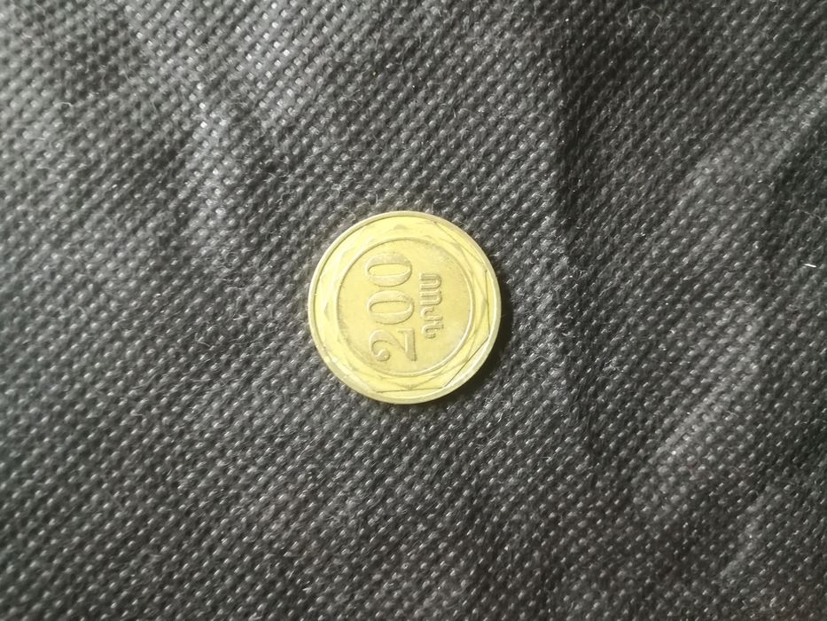 Продам монеты в хорошем состоянии