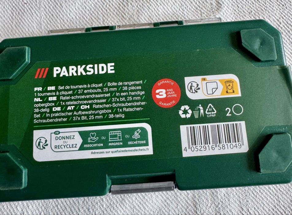 Set surubelnita cu clichet Parkside -37 biti