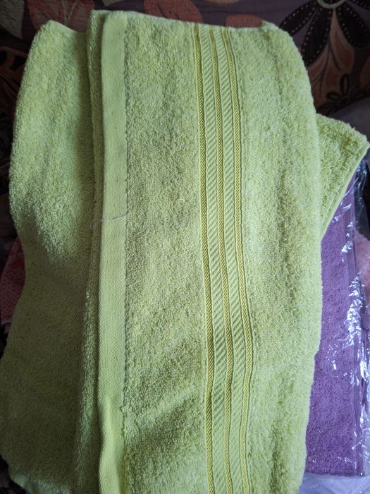 Полотенце новые.