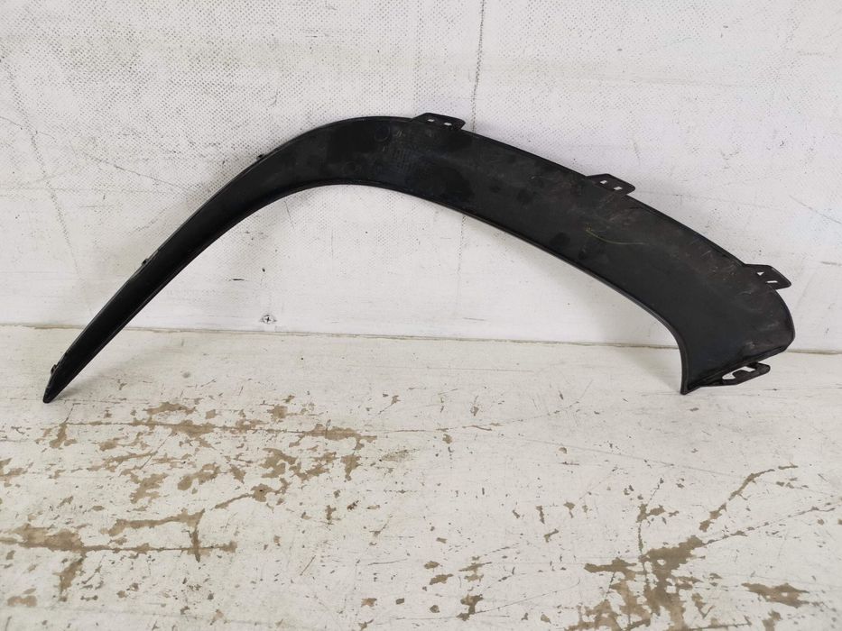 Декоративен Елемент Предна Броня Дясна Страна Мерцедес-Бенц ГЛЕ-Клас /