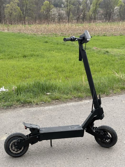 Kukirin g2  2025 full negru nu il trimit prin curier