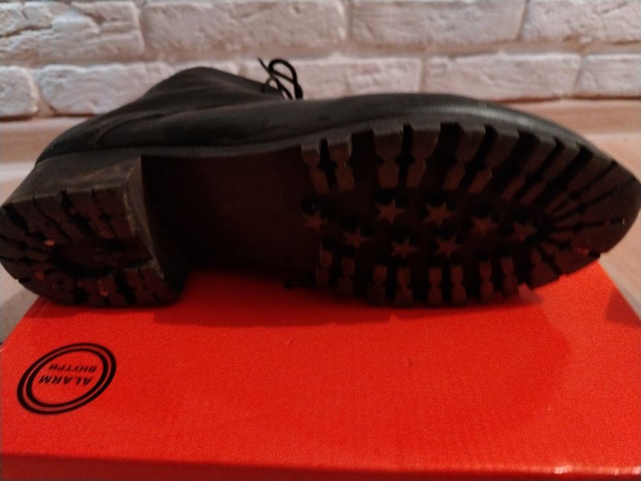 зимние теплые женские ботинки