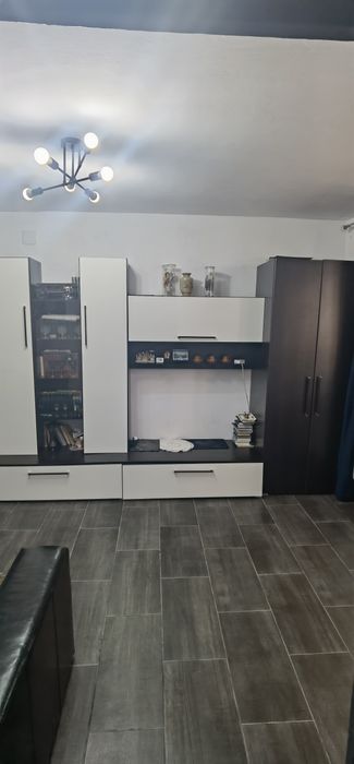 Apartament 2 camere de închiriat central!
