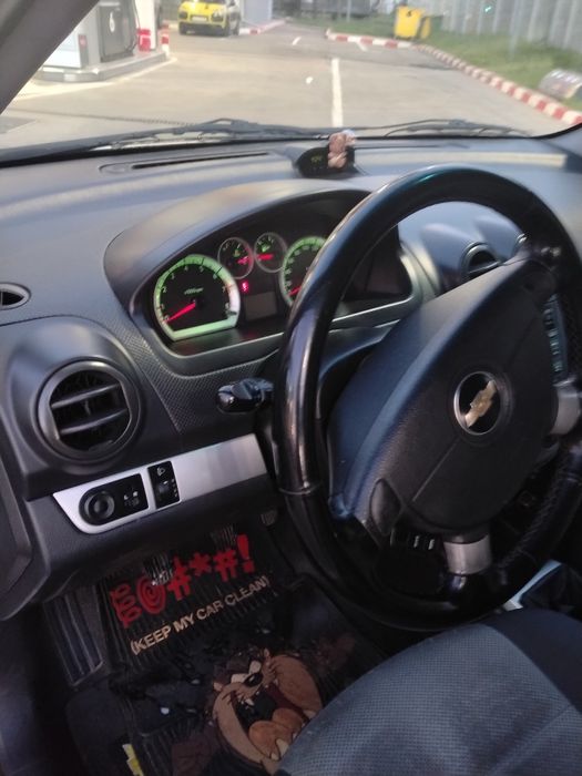 Шевролет Авео 2000 евро