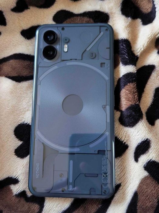 Vând nothing phone 2
