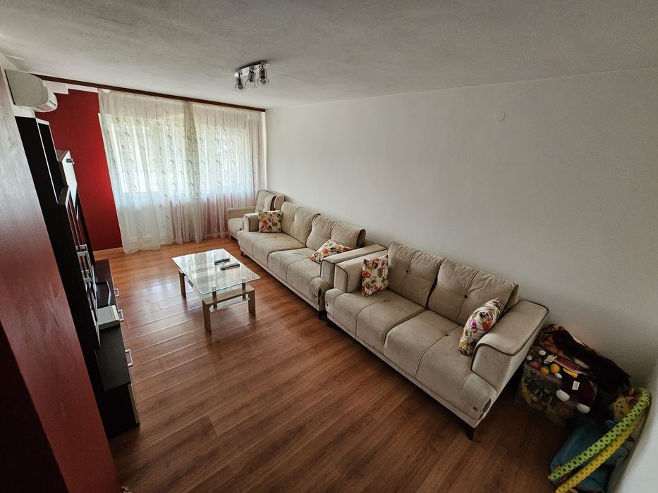Продава се Тристаен апартамент в Омуртаг - 73 кв.м за 664 €/кв.м - Снимка #7