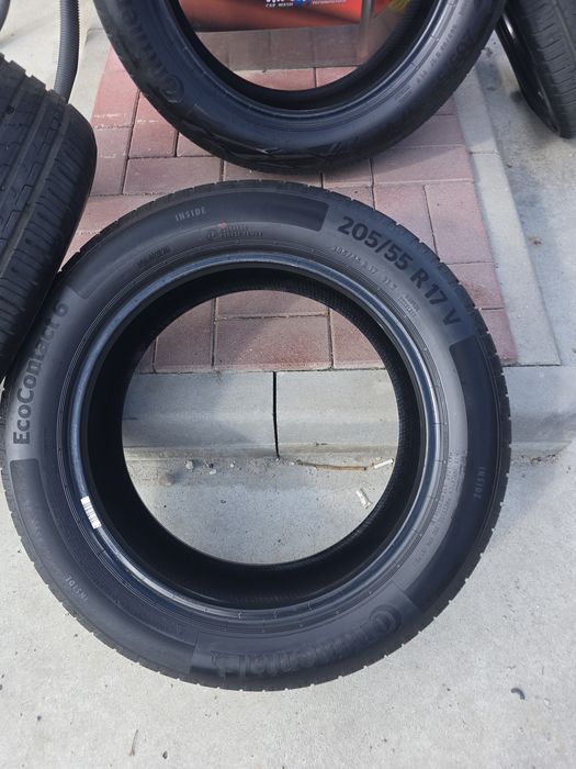 Jante Auto Skoda Octavia 4 R17 si Anvelope Vara 205 55 R17 Continental EcoContact 6 
impecabile,fara defecte,dot 2023 , rulate foarte putin
