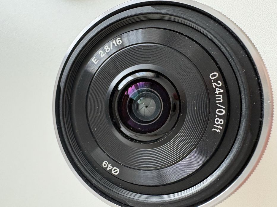 Obiectiv SONY 16mm F2.8 APSC