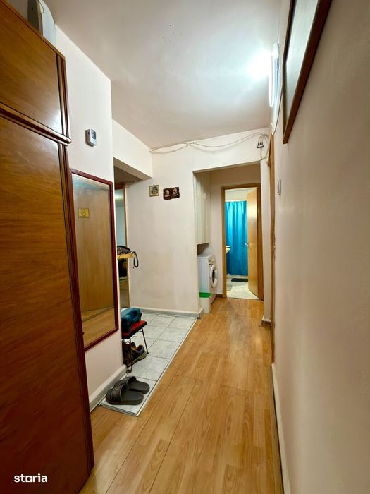Apartament cu 4 camere, 79 mp utili, etaj 1 - Zona Lipovei