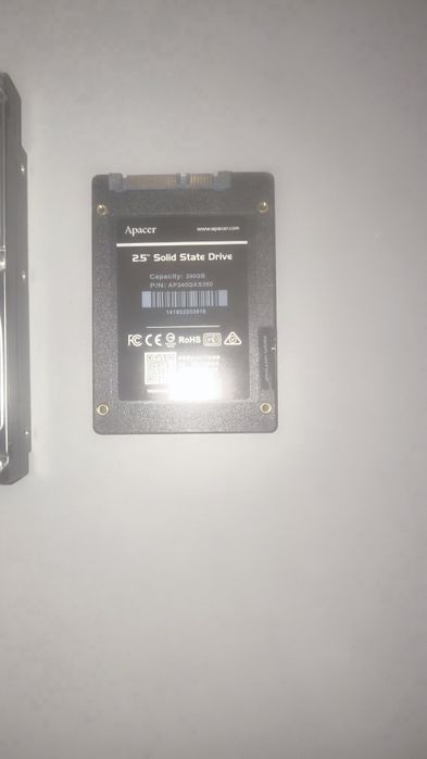 SSD 240gb,HDD 1tb