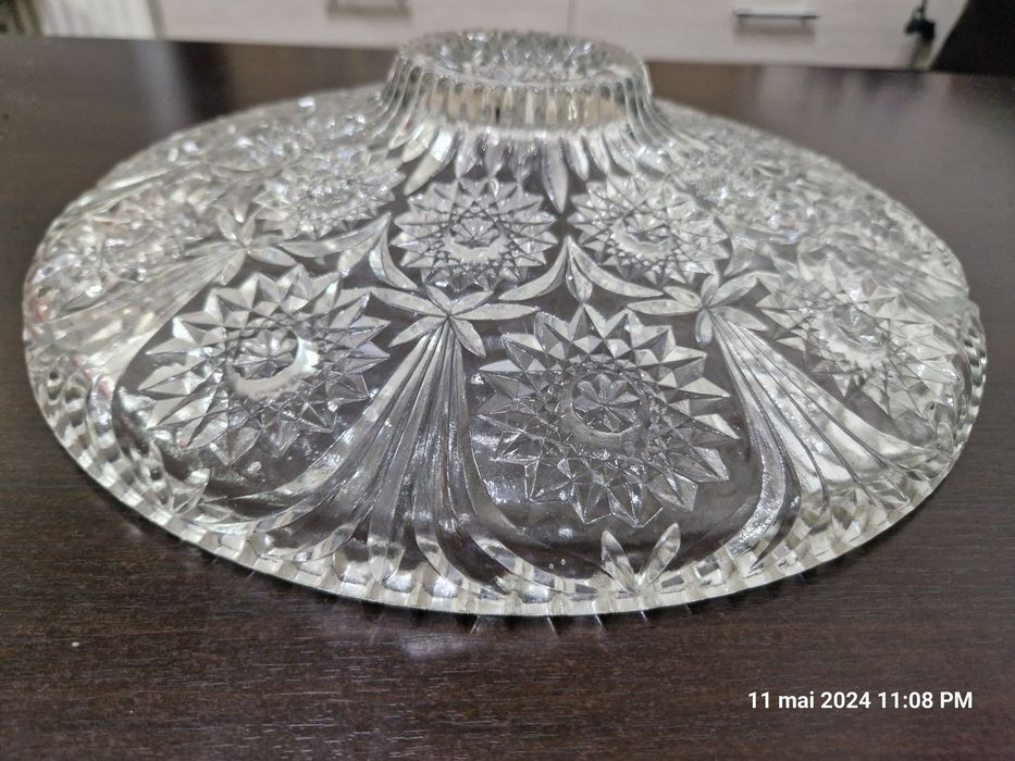 Platouri mari portelan,sticla,farfurii