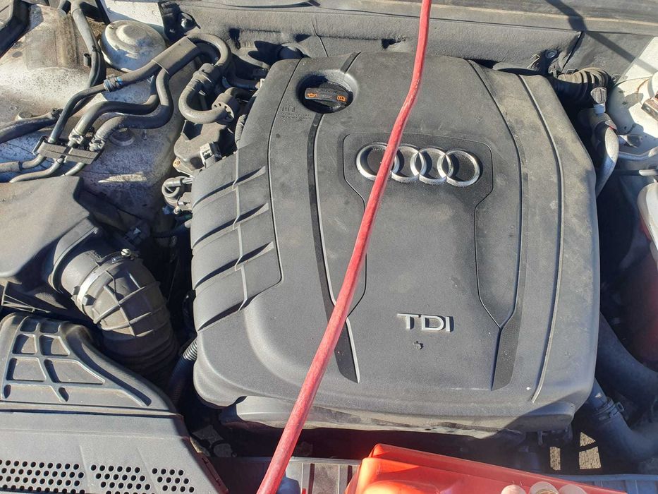 Dezmembrez Audi A5 S Line 2.0TDI 2013