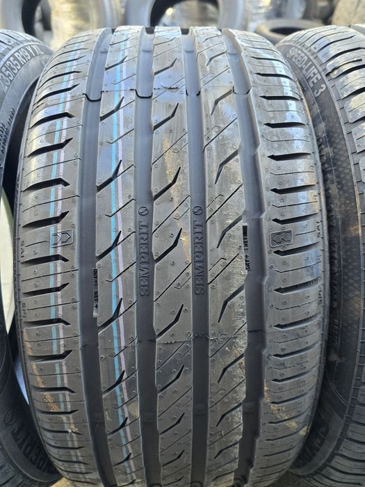 Anvelope de vara 235-35r19 Semperit