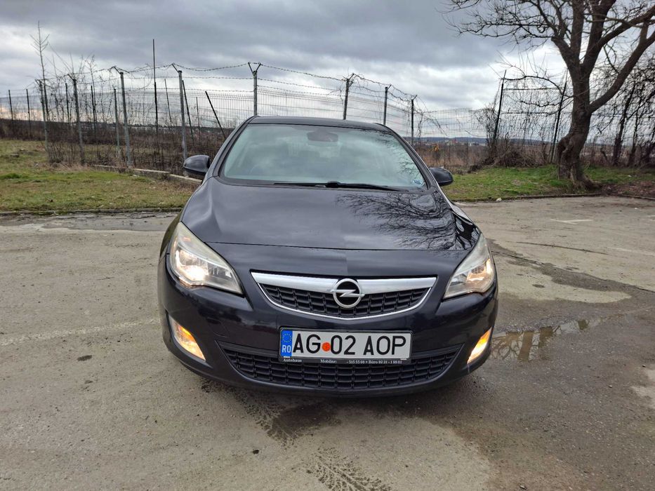 Opel Astra j 1.7 cdti 125cp (ambreiaj si volanta schimbate))