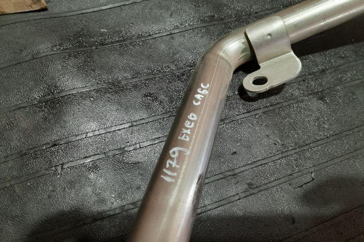 Conducta EGR 03L131521AH 03L131521AH Seat Exeo prima generatie