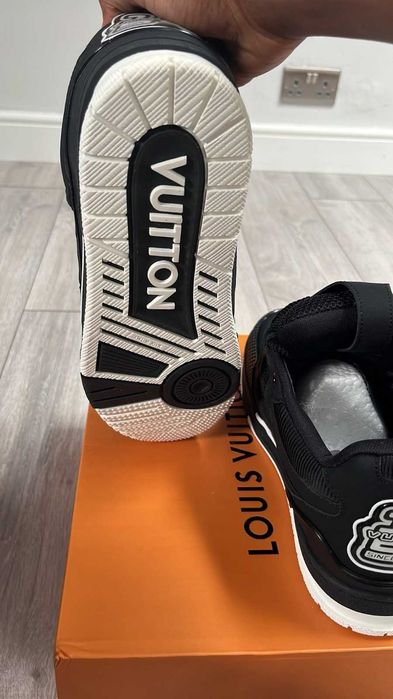 #CALITATE PREMIUM#Louis Vuitton LV4 Trainers Black Negru - Livrare Verificare - (Dispunem de mai multe modele)