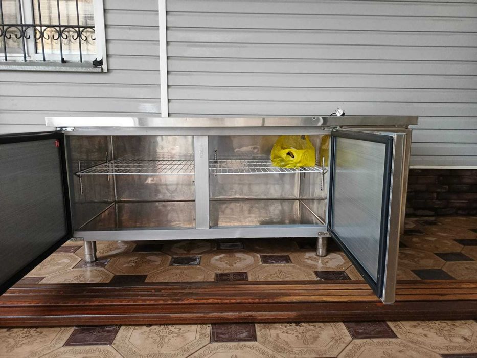 Холодильный стол, 2х дверный